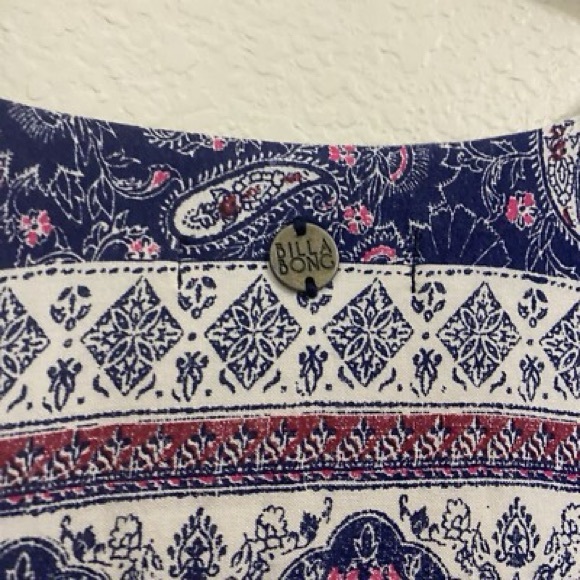 EUC Billabong Paisley Tie-Neck Peasant Tunic Dress in Navy and White Design - Picture 7 of 14